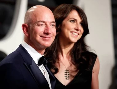 Οριστικοποιήθηκε το χρυσό διαζύγιο του ιδρυτή της Amazon Τζεφ Μπέζος